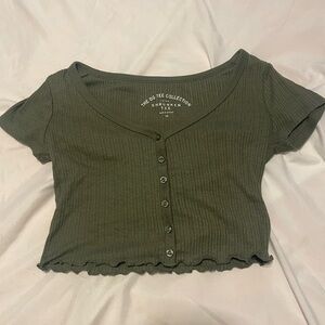 Green low cut crop top size extra small